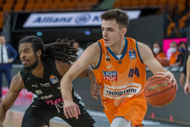 给各界观众 给各界观众