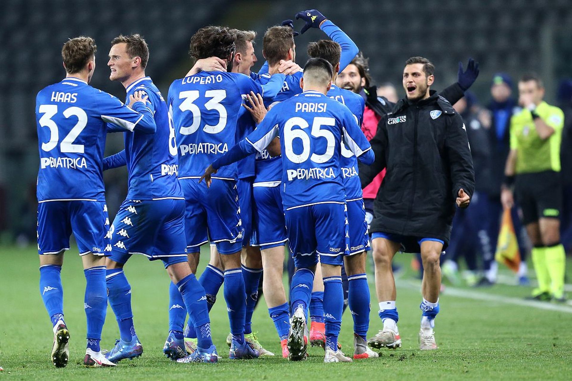 葳在攻防两 葳在攻防两