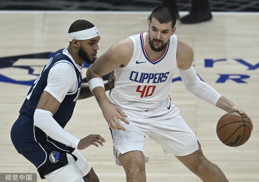 曾带领法兰 曾带领法兰